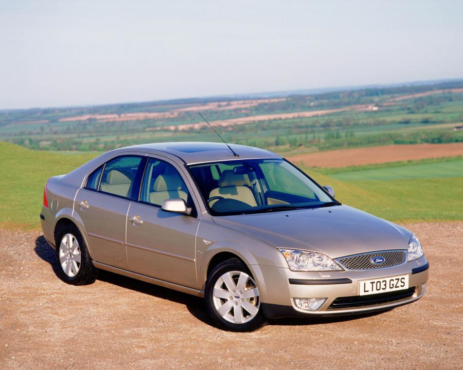  Ford Mondeo 2003 года  (фото 36 из 52)